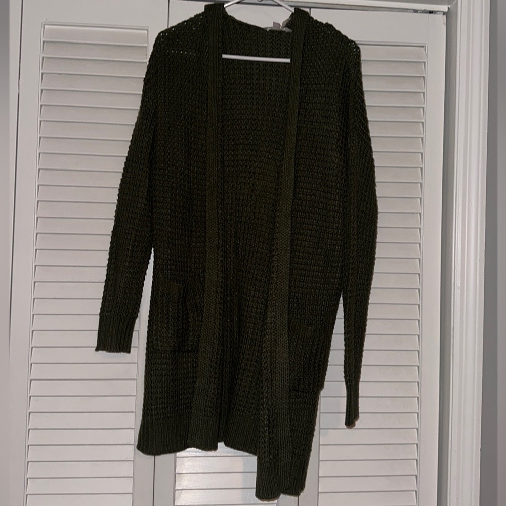 army green knit hooded cardigan with pockets